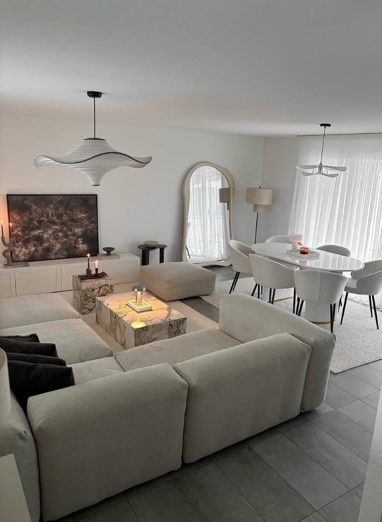 Minimal Luxe Cozy Space