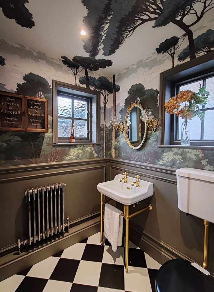 Nature-Inspired Bathroom with Gold Accents