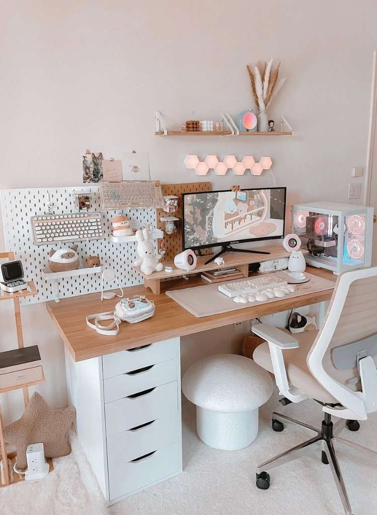 Soft Neutral Pink Tech Workspace