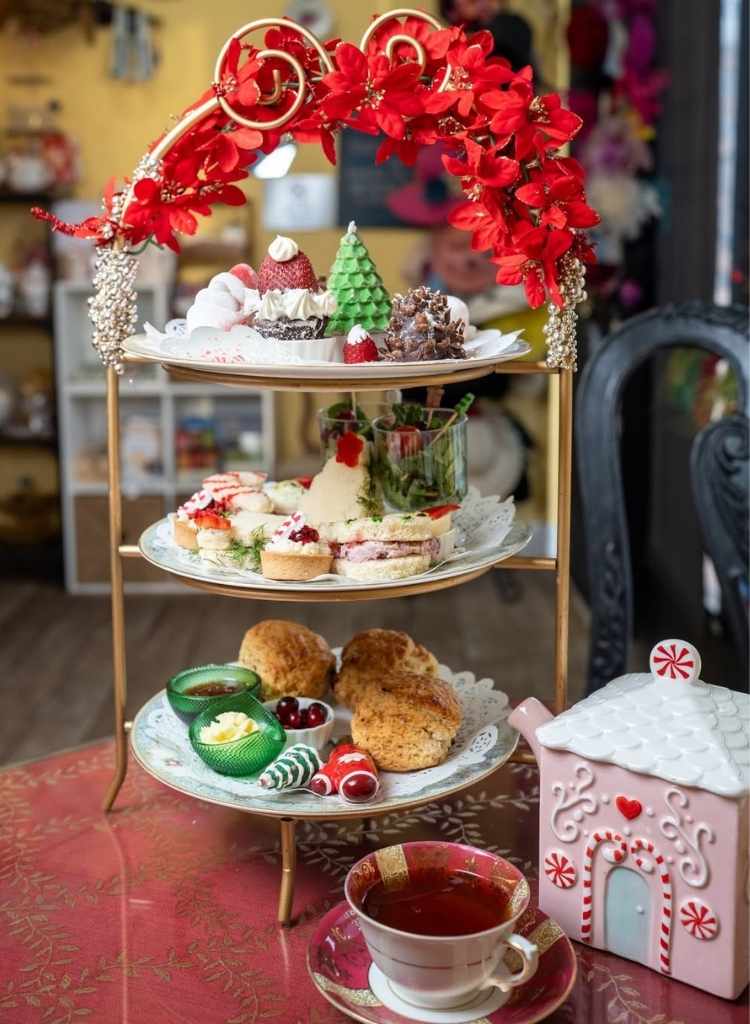 Tiered Easter Tea Stand