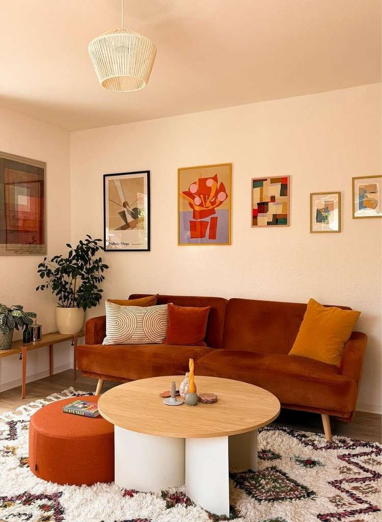 Warm Retro Look living room