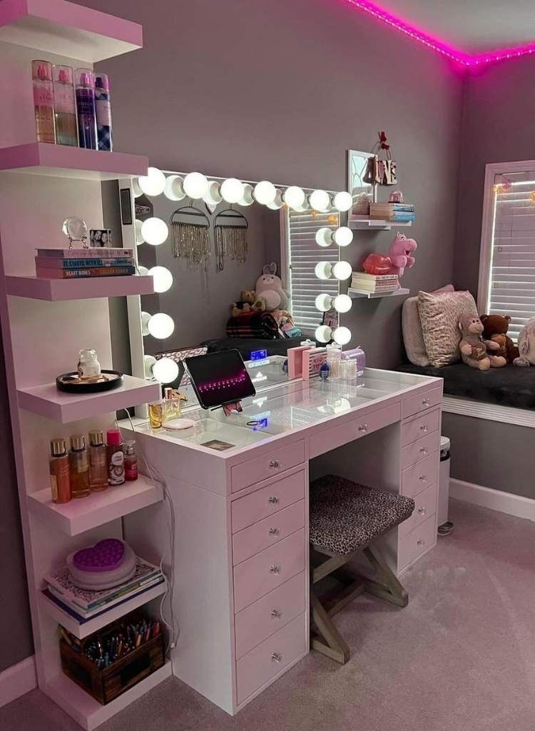 Modern Glow Vanity