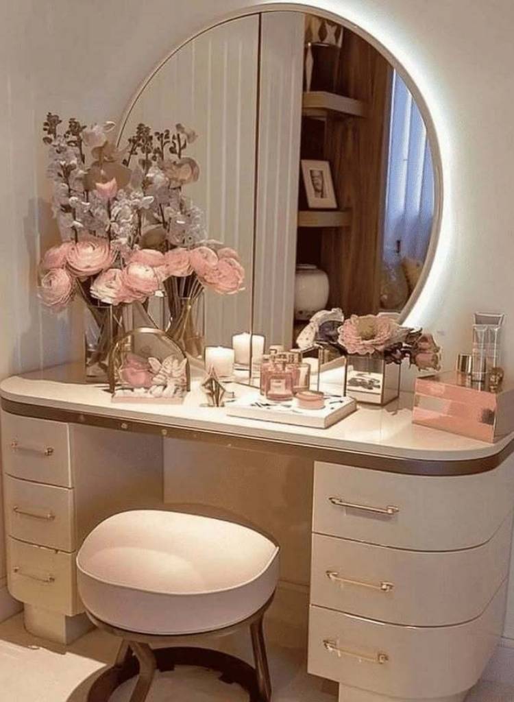 Soft Glow Vanity Corner