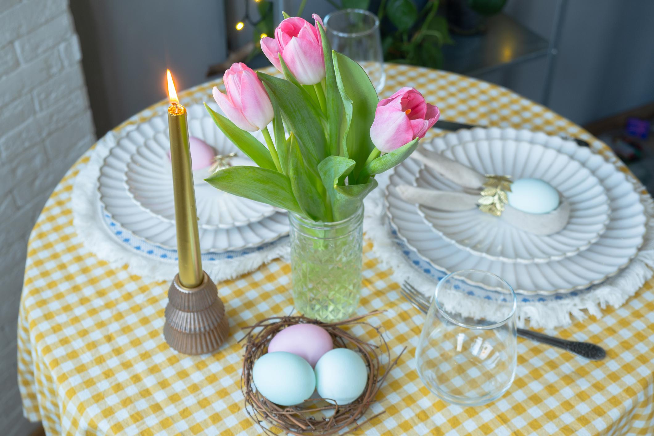 Easter table candles