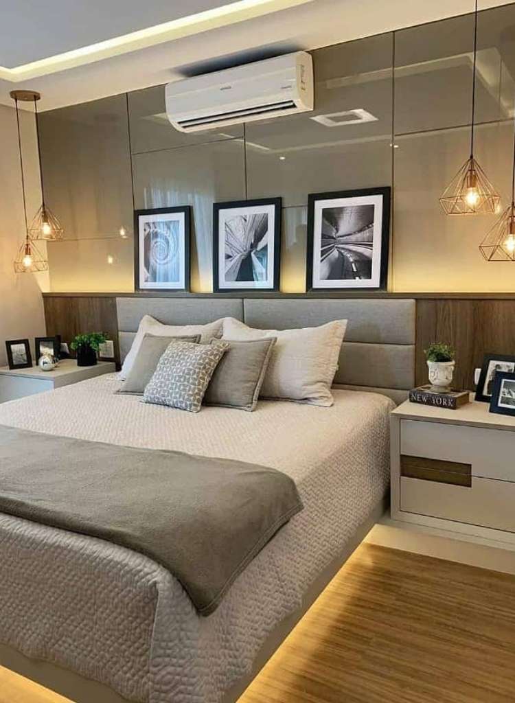 Modern Bedroom Glossy Panel Headboard Wall