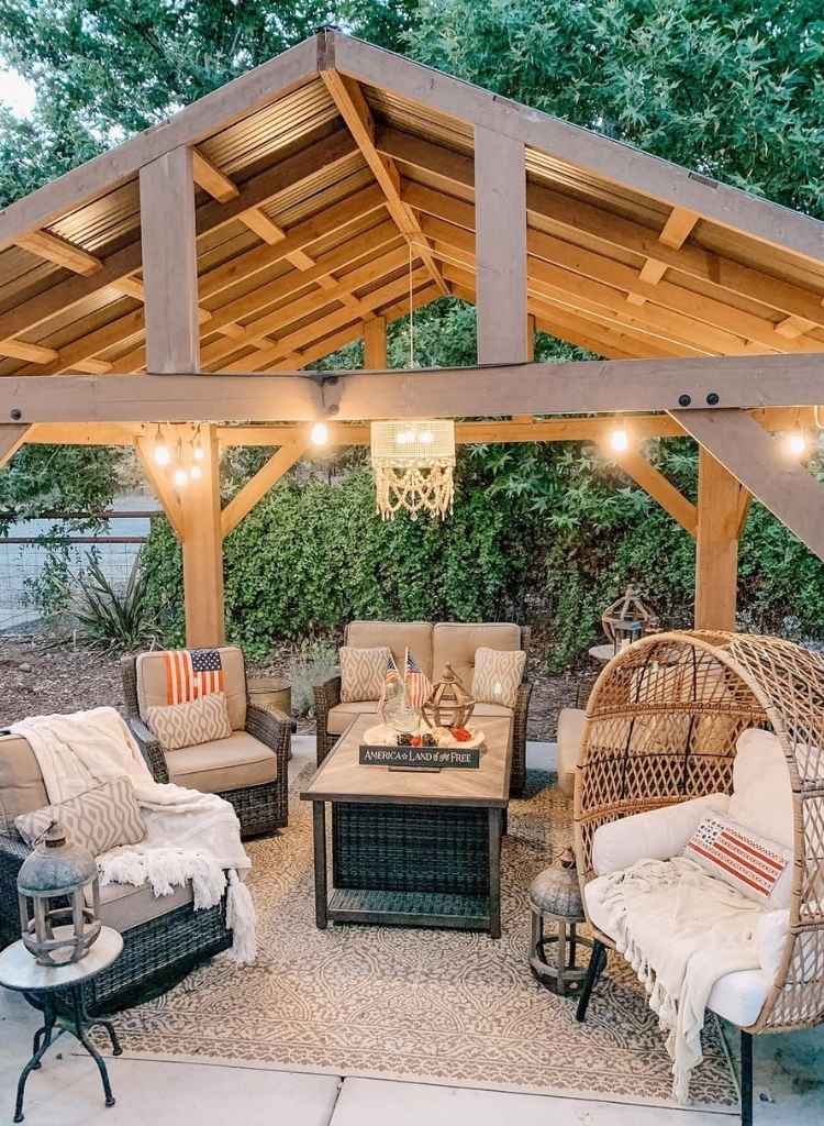 Cozy Patriotic Farmhouse Pergola Retreat