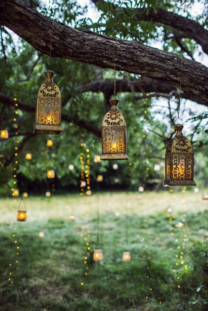 Lanterns & Decorative Fixtures