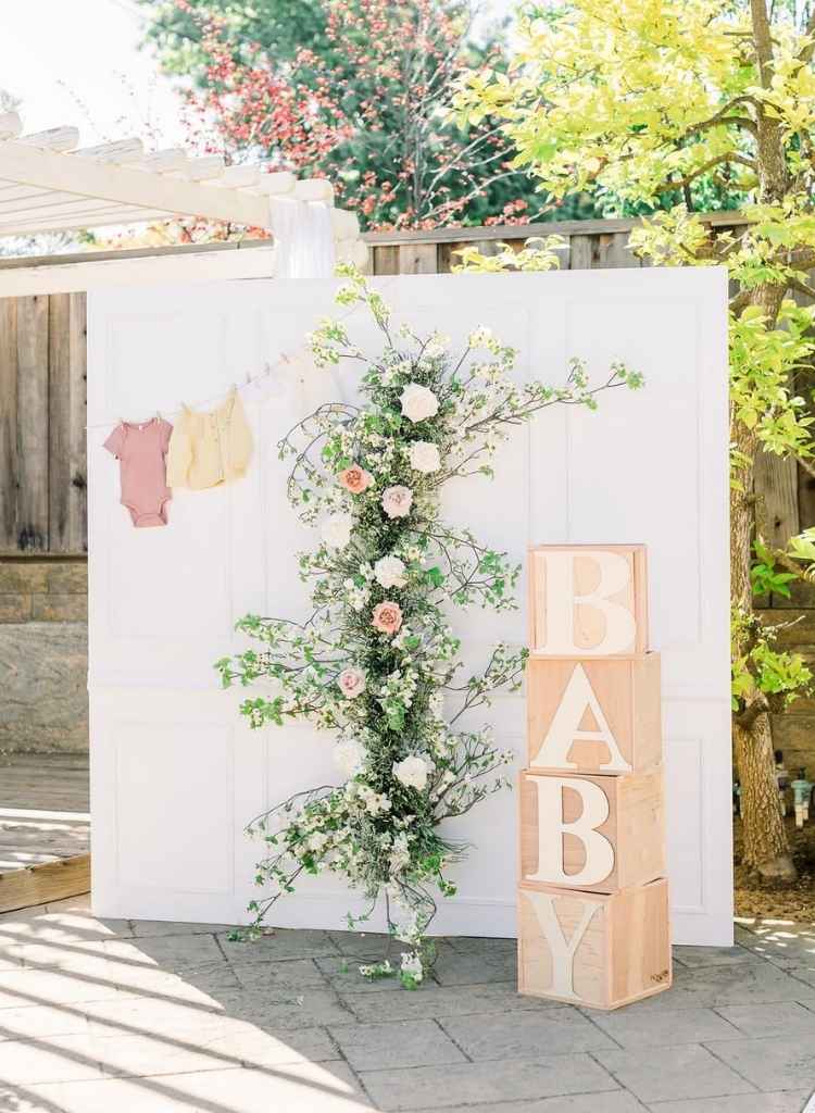 Minimal Baby Photo Backdrop