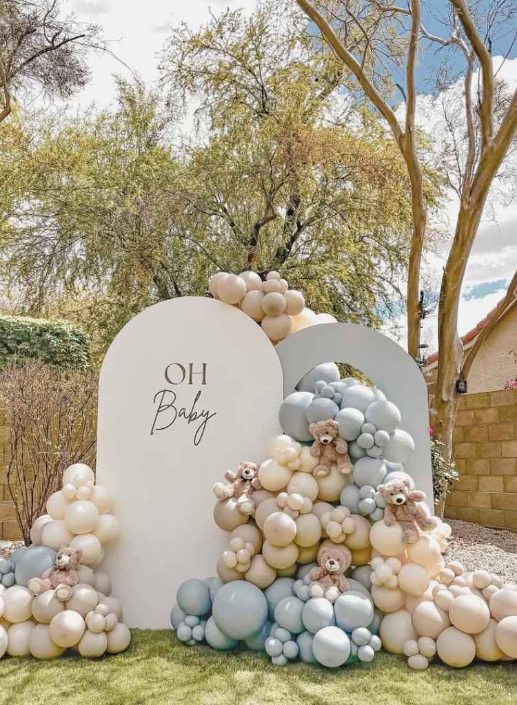 Soft Teddy Balloon Display