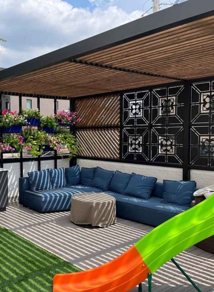 Family Rooftop Terrace with Kids Play Area