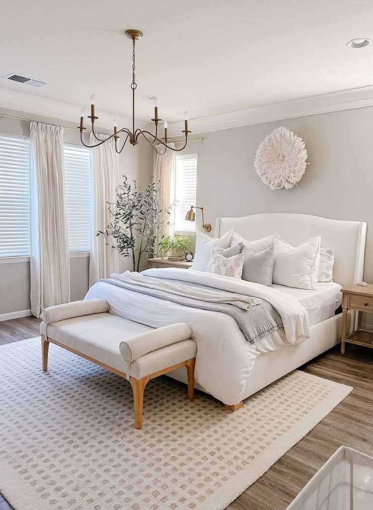 Coastal Elegance With Soft Neutrals