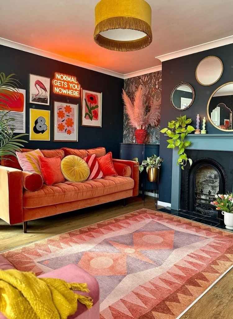 Dramatic Color Layers