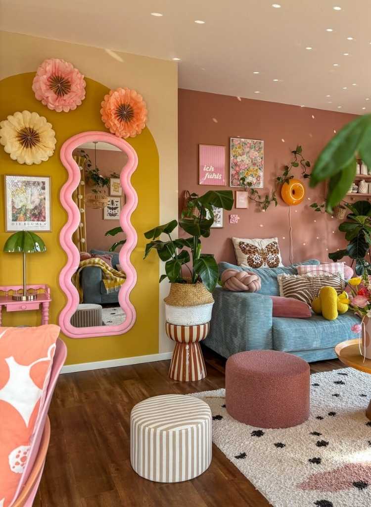 Statement Mirror Magic